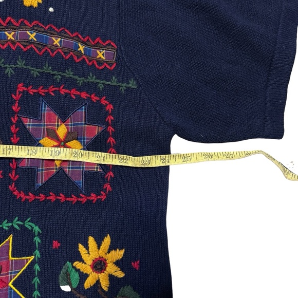 VINTAGE Victoria Jones Woman 90s Embroidered Short Sleeve Sweater Sz 1X - Picture 7 of 8